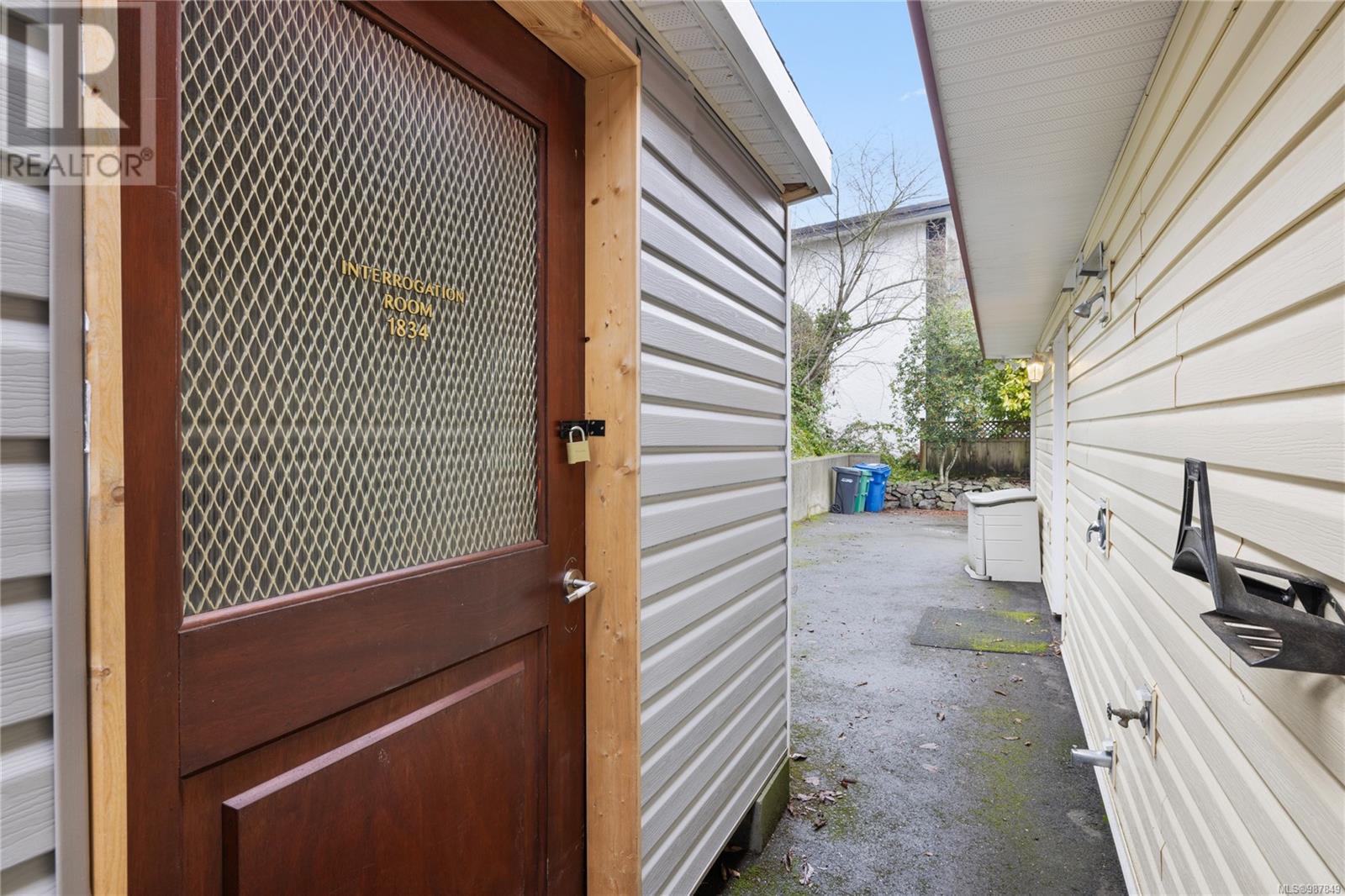 2645 Randle Rd, Nanaimo