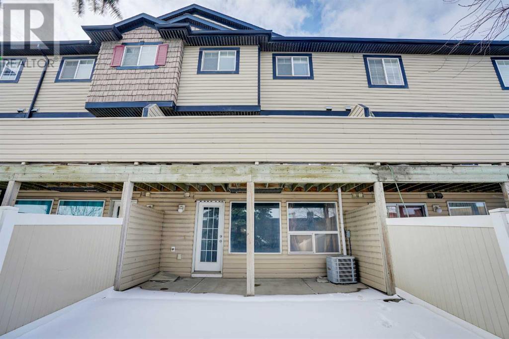 Single Family House for Sale in  Royal Birch Mount NW Royal Oak Calgary 