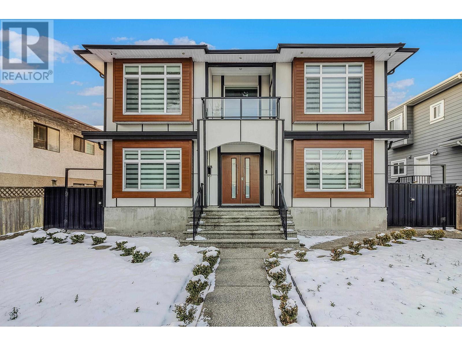 8175 10TH AVENUE, Burnaby