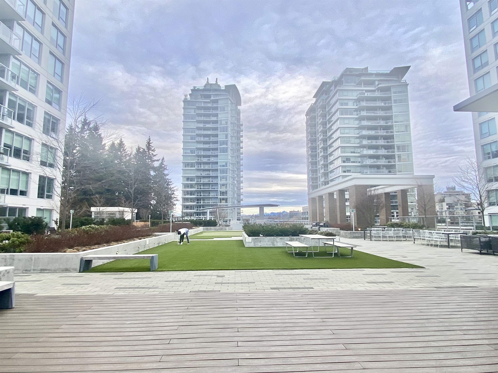 404 1441 JOHNSTON ROAD, White Rock real estate listing R2969237