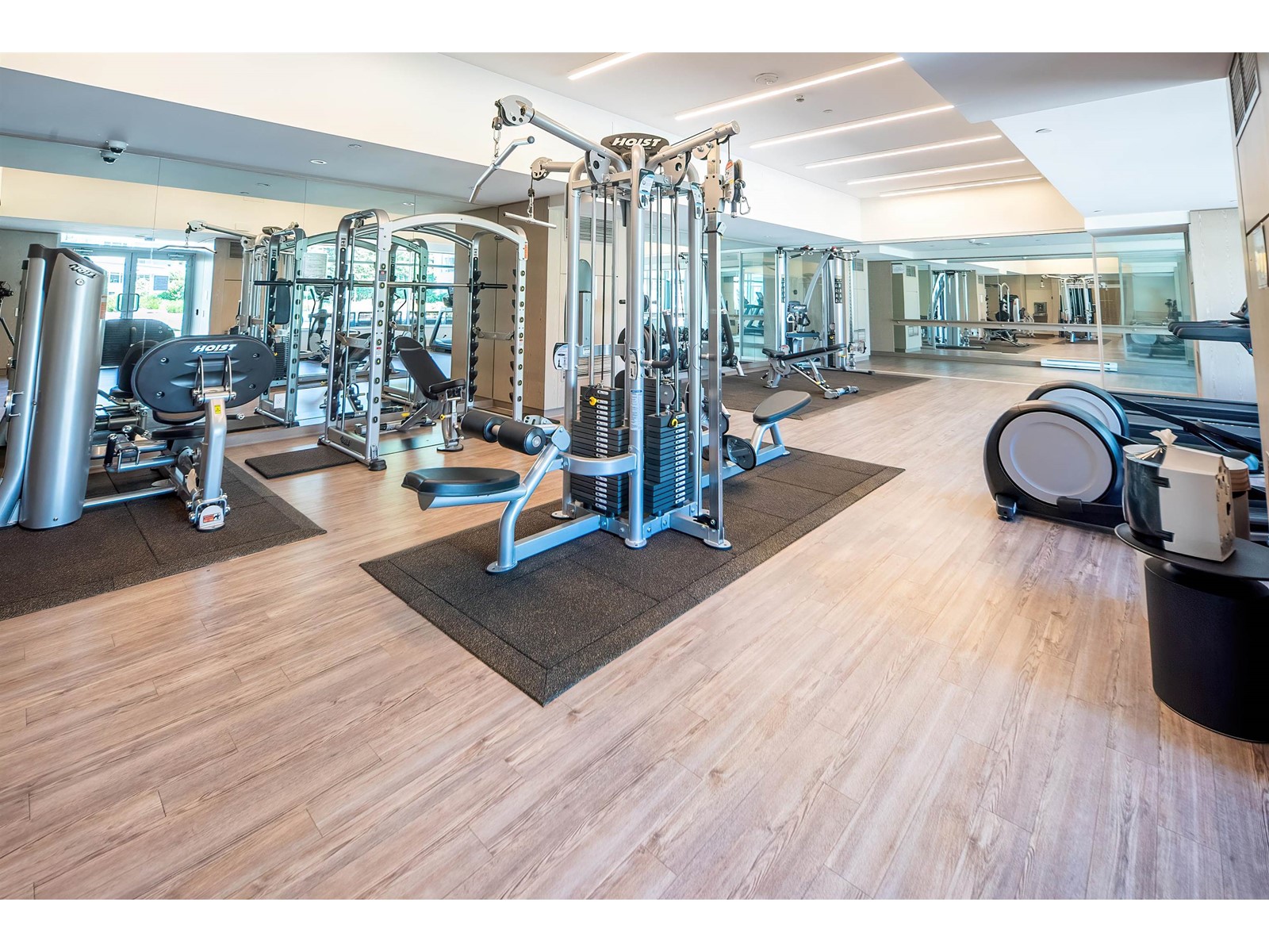 404 1441 JOHNSTON ROAD, White Rock real estate listing R2969237