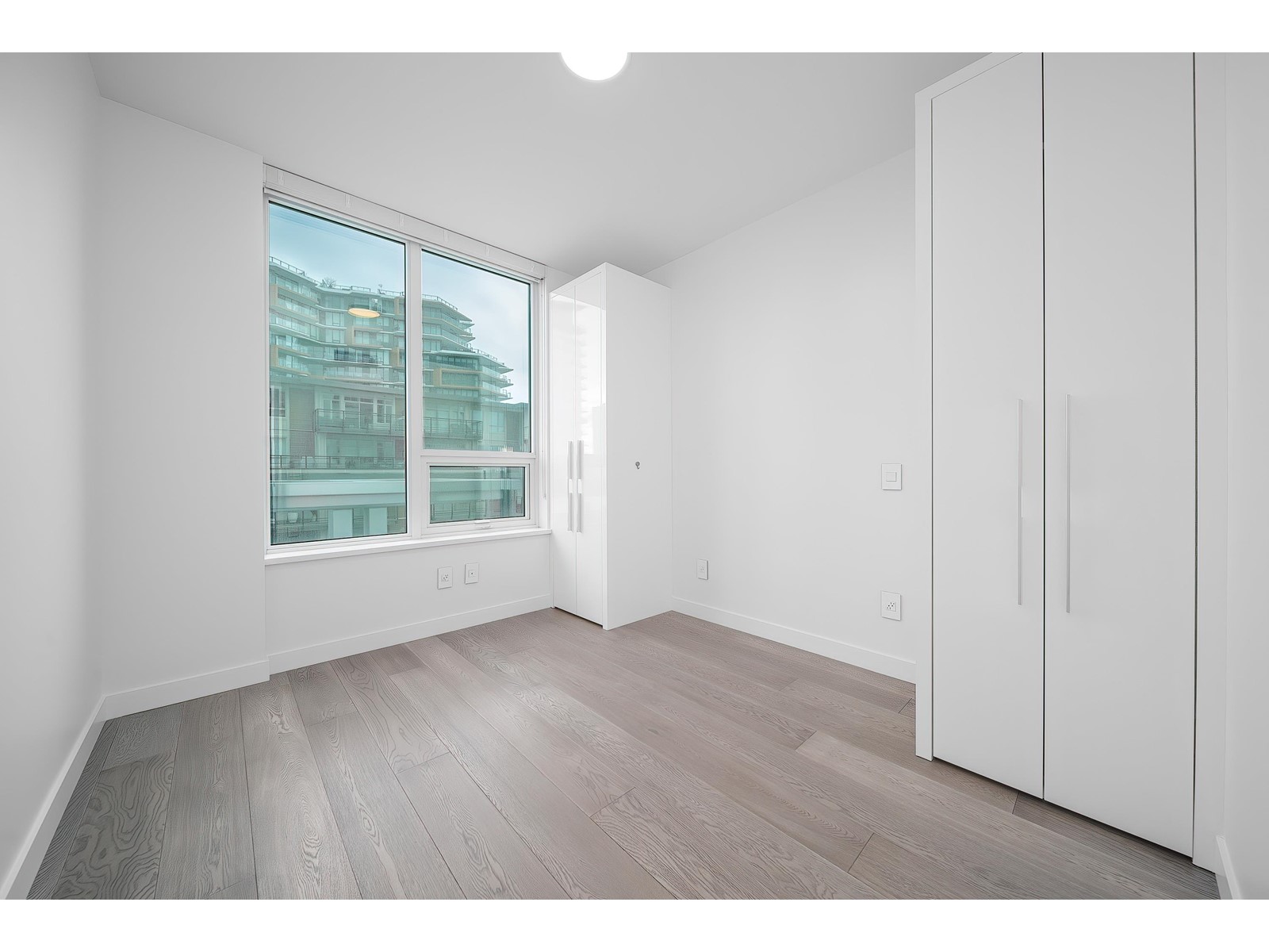 404 1441 JOHNSTON ROAD, White Rock real estate listing R2969237