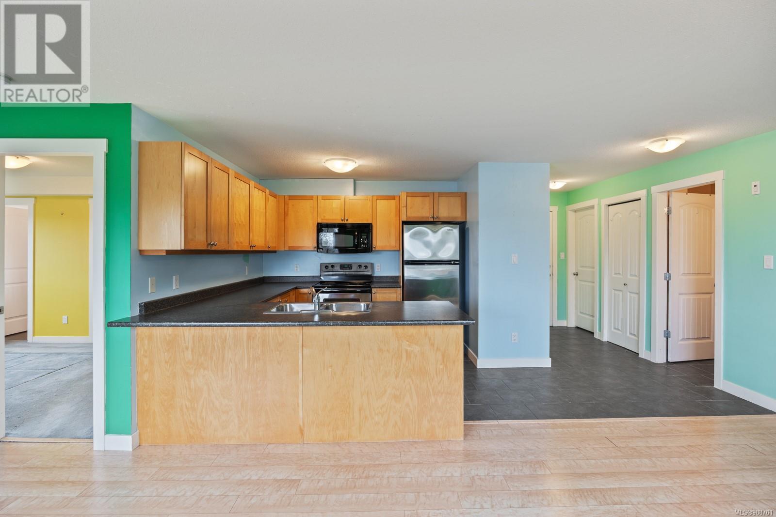 24 111 20th St, Courtenay