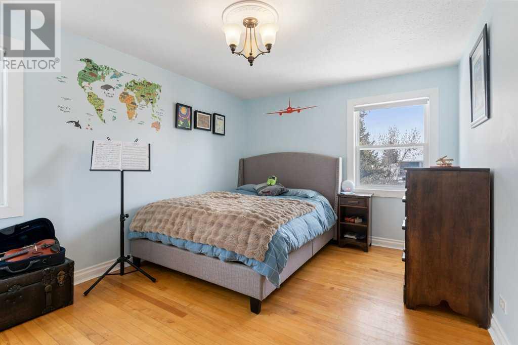 Single Family House for Sale in  Amiens Crescent SW Garrison Woods Calgary 