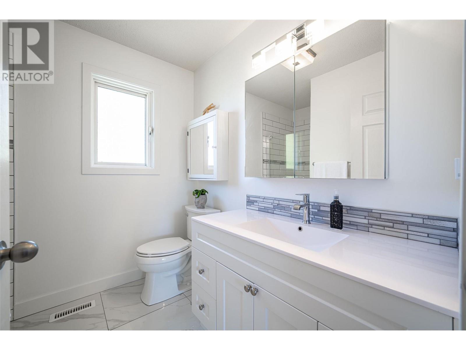 294 Marigold Road, Kelowna