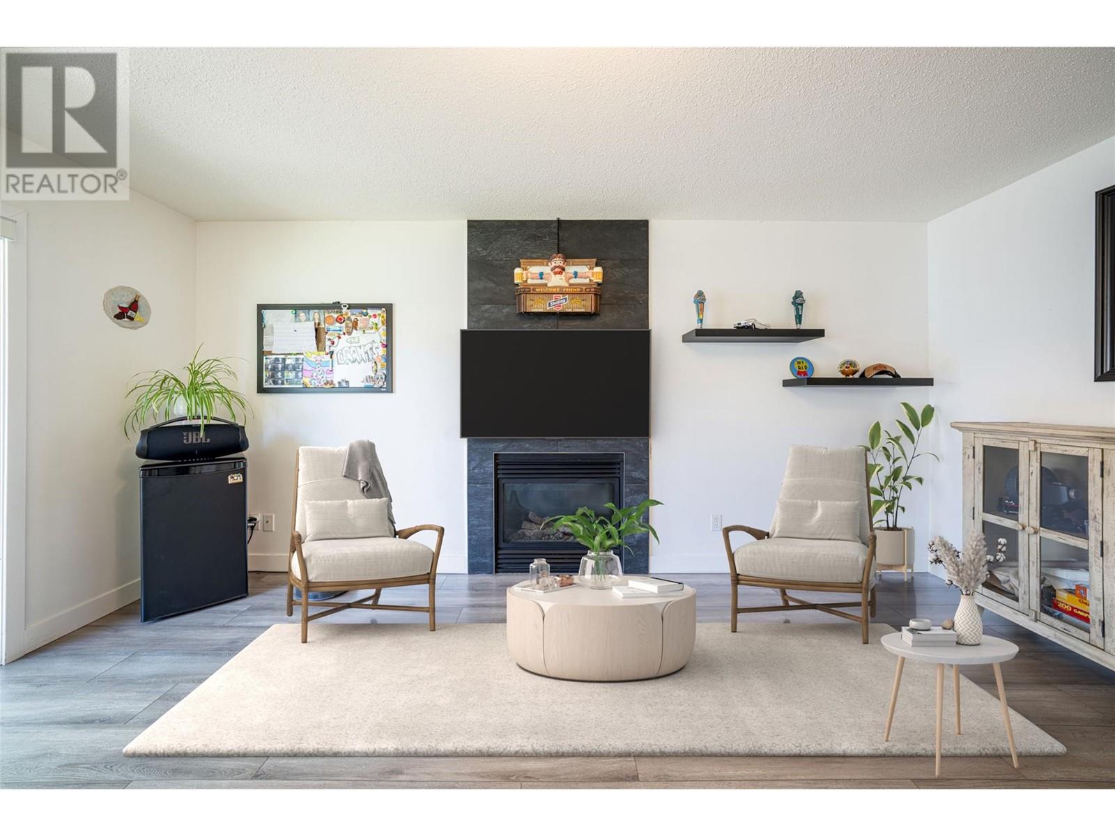  294 Marigold Road, Kelowna