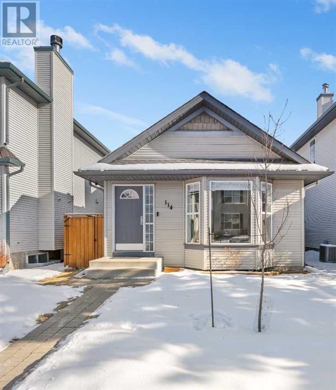 114 Cramond Close SE, Calgary, Alberta