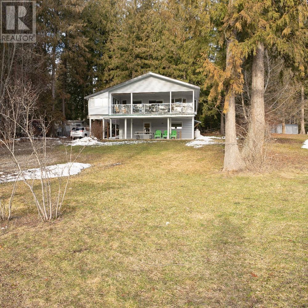  6807 Squilax - Anglemont Road, Magna Bay