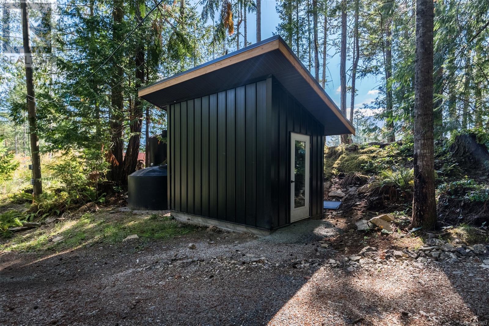 400 Baker Rd, Salt Spring