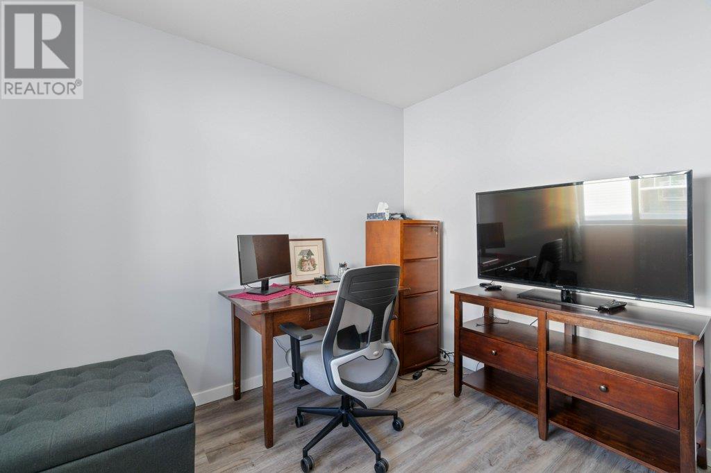 1321 12 Street Southeast, Salmon Arm