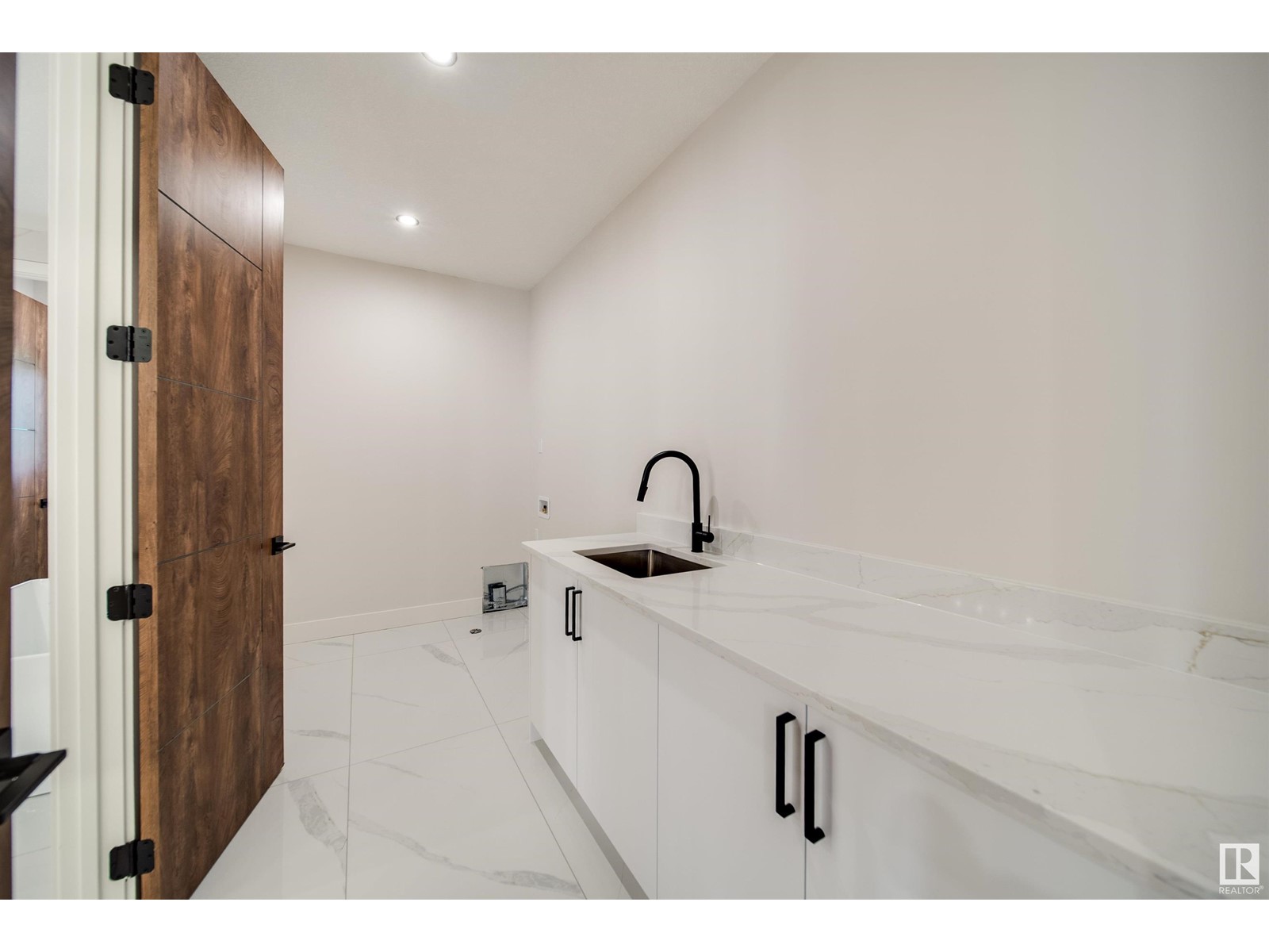 4003 GINSBURG CR NW, Edmonton