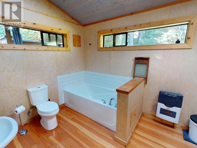 1580 VANCOUVER BLVD, Savary Island