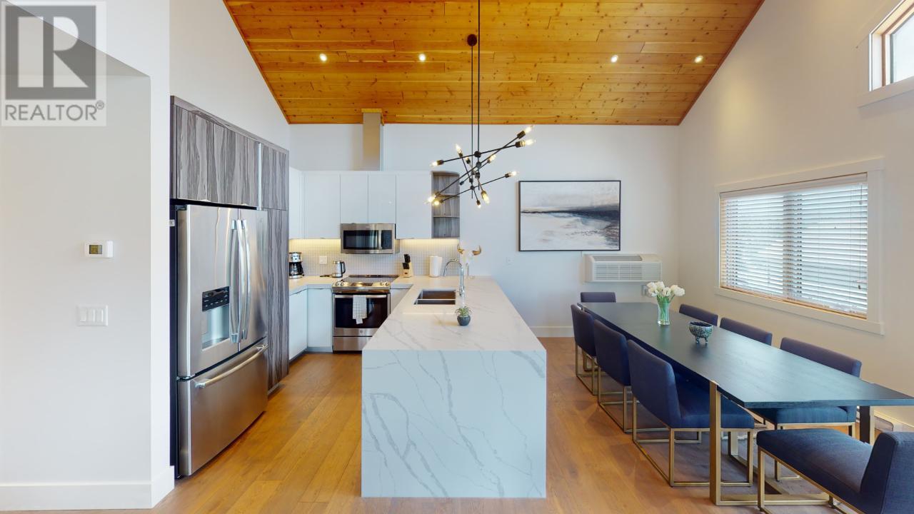 #105 7291 PROSPECTOR AVENUE - 16