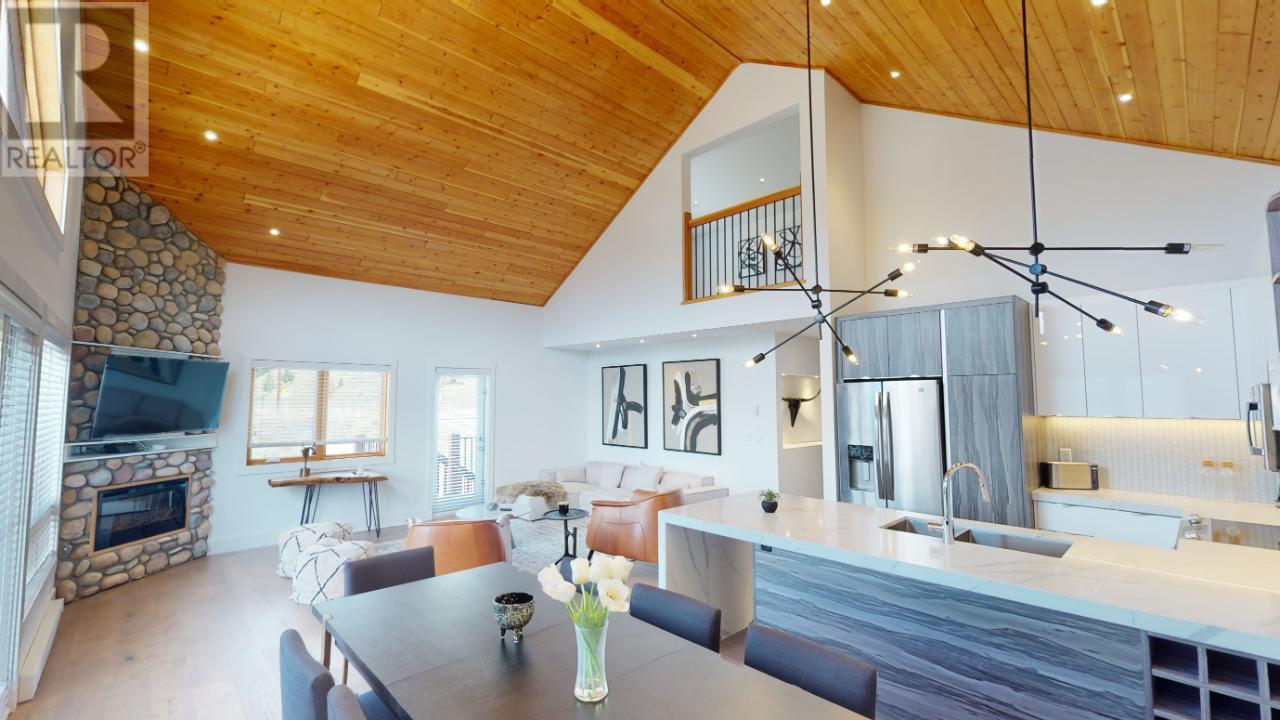 #105 7291 PROSPECTOR AVENUE - 10