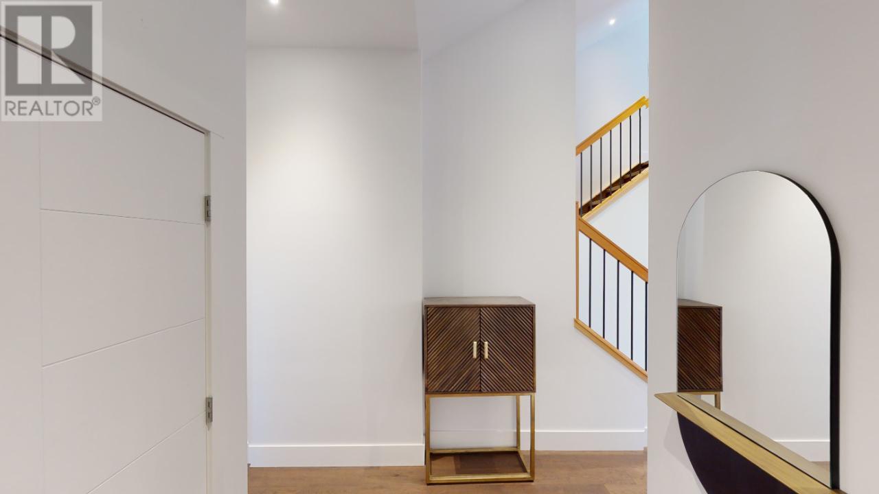 #105 7291 PROSPECTOR AVENUE - 19