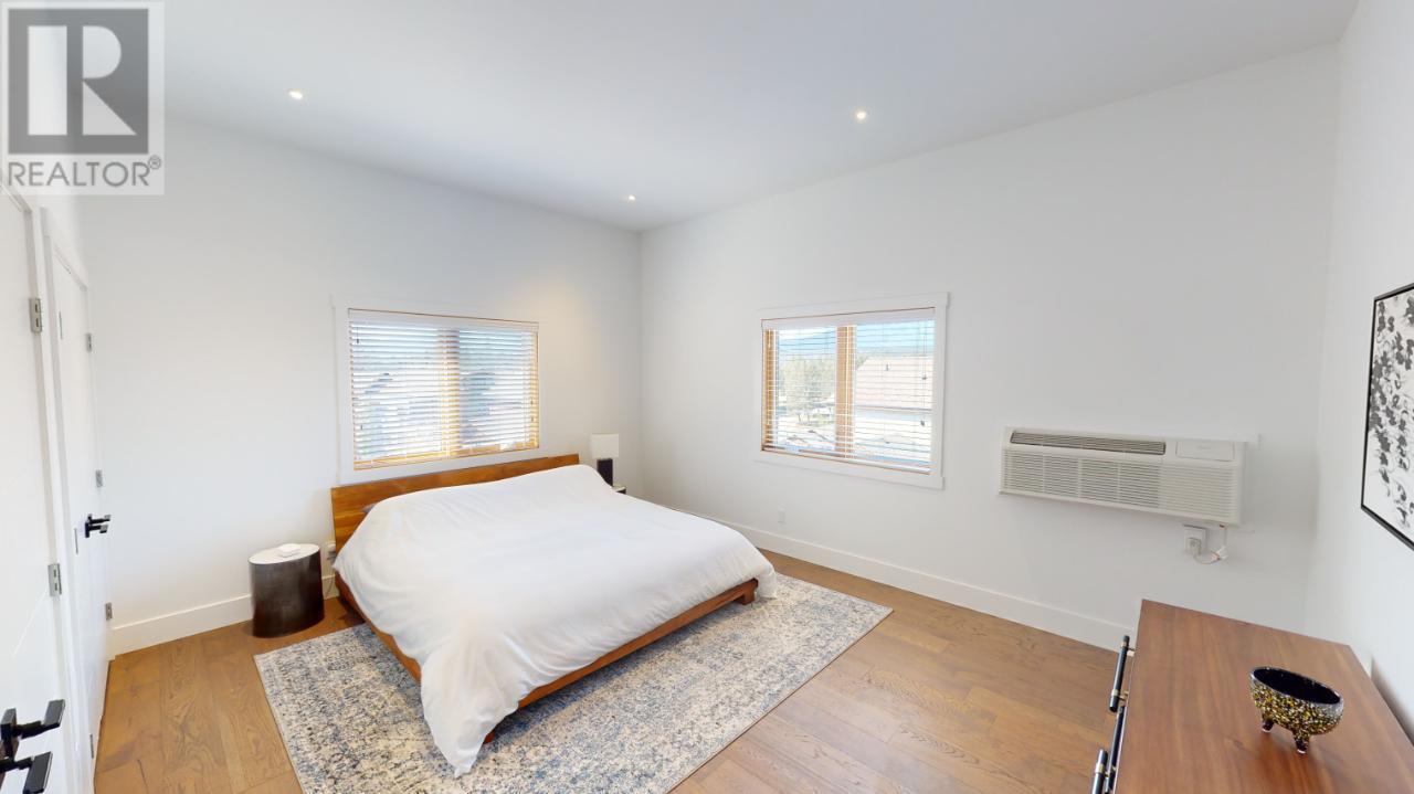 #105 7291 PROSPECTOR Avenue - 39
