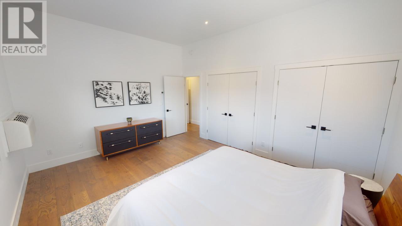 #105 7291 PROSPECTOR AVENUE - 42