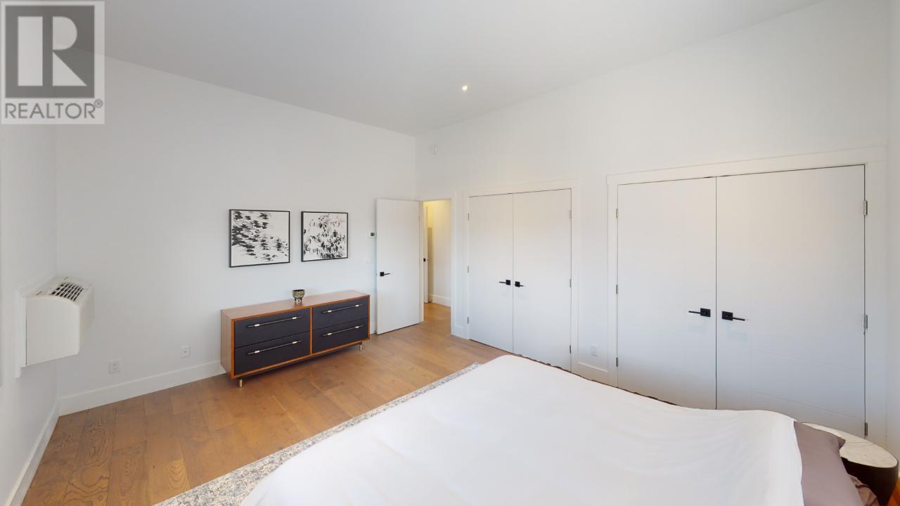 #105 7291 PROSPECTOR AVENUE - 41