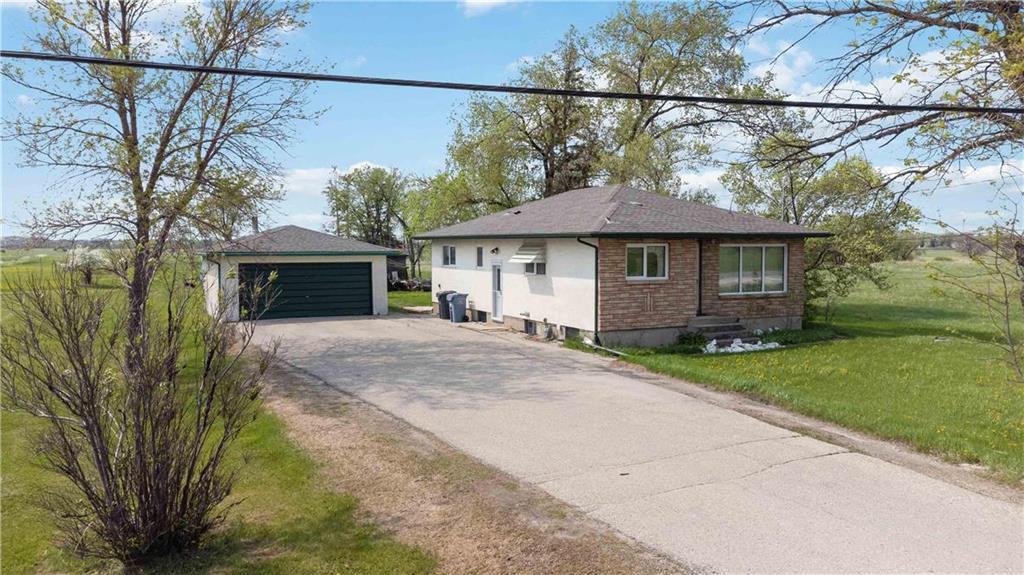Photo 5 of 648 Grassie Boulevard, Winnipeg MB