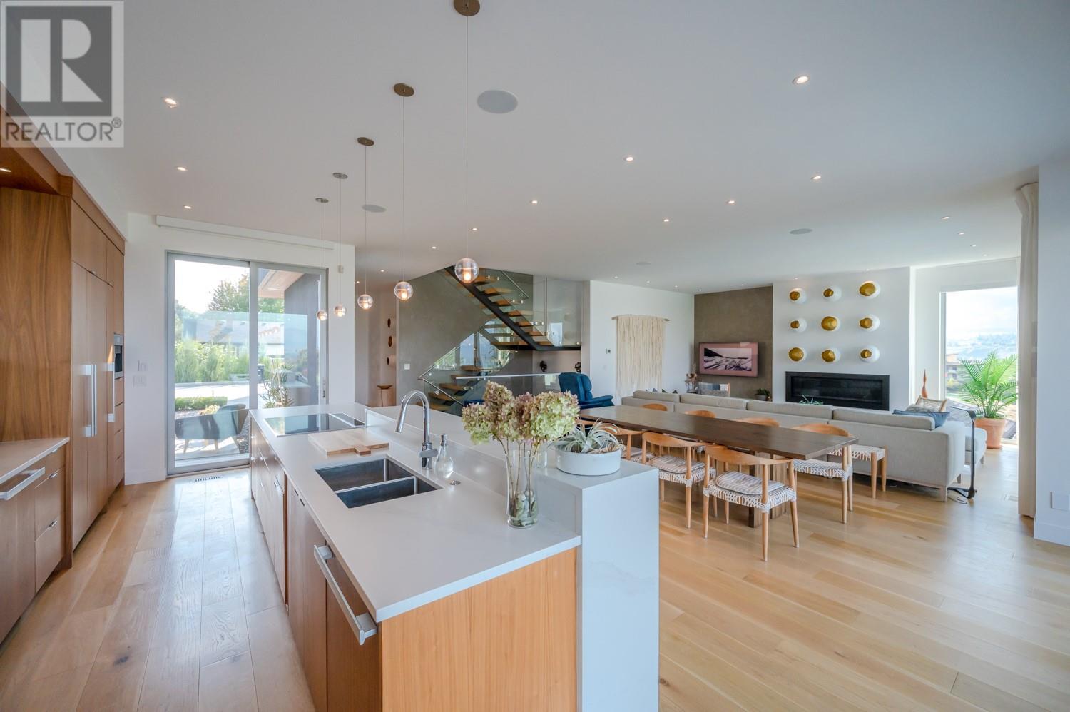  525 VANCOUVER Avenue, Penticton