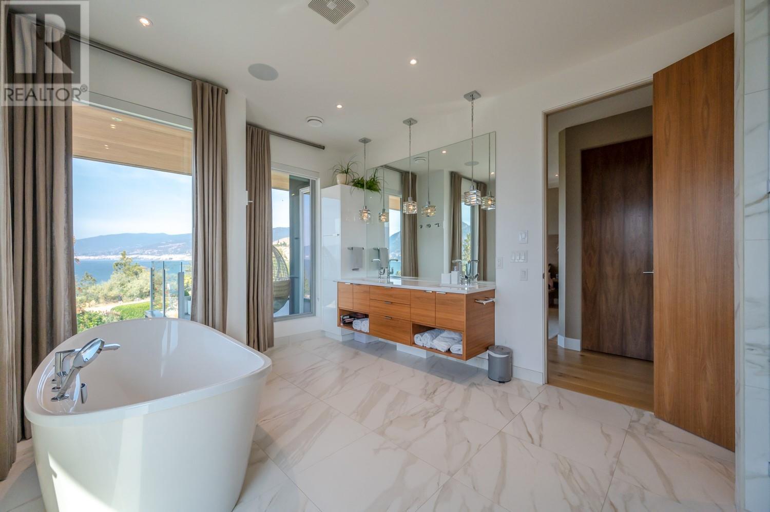 525 VANCOUVER Avenue, Penticton