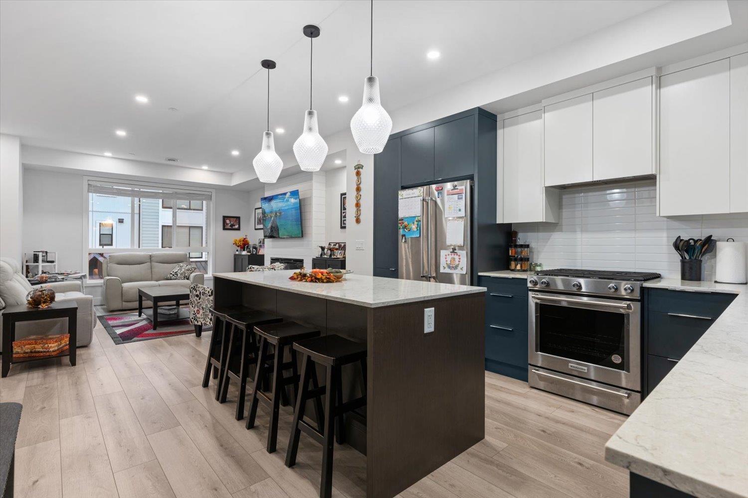 216 46211 PROMONTORY ROAD, Sardis South, Chilliwack real estate listing R2968687