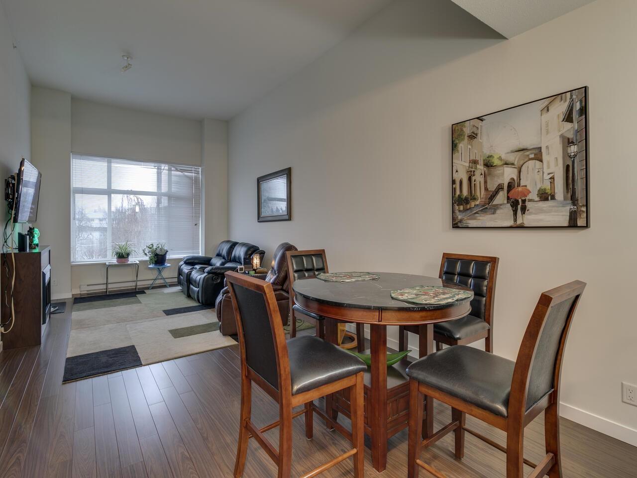 404 2943 NELSON PLACE, Abbotsford real estate listing R2952414