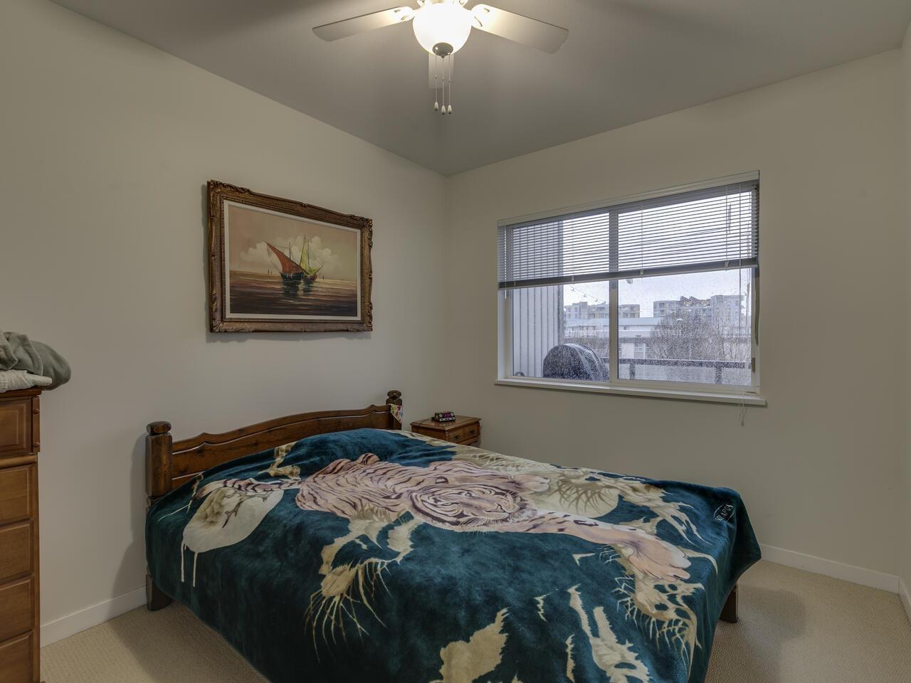 404 2943 NELSON PLACE, Abbotsford real estate listing R2952414