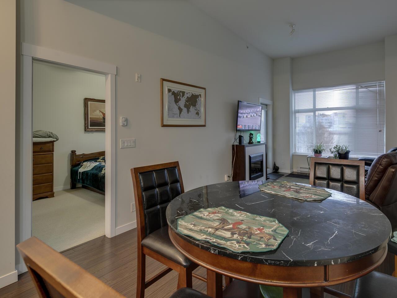 404 2943 NELSON PLACE, Abbotsford real estate listing R2952414