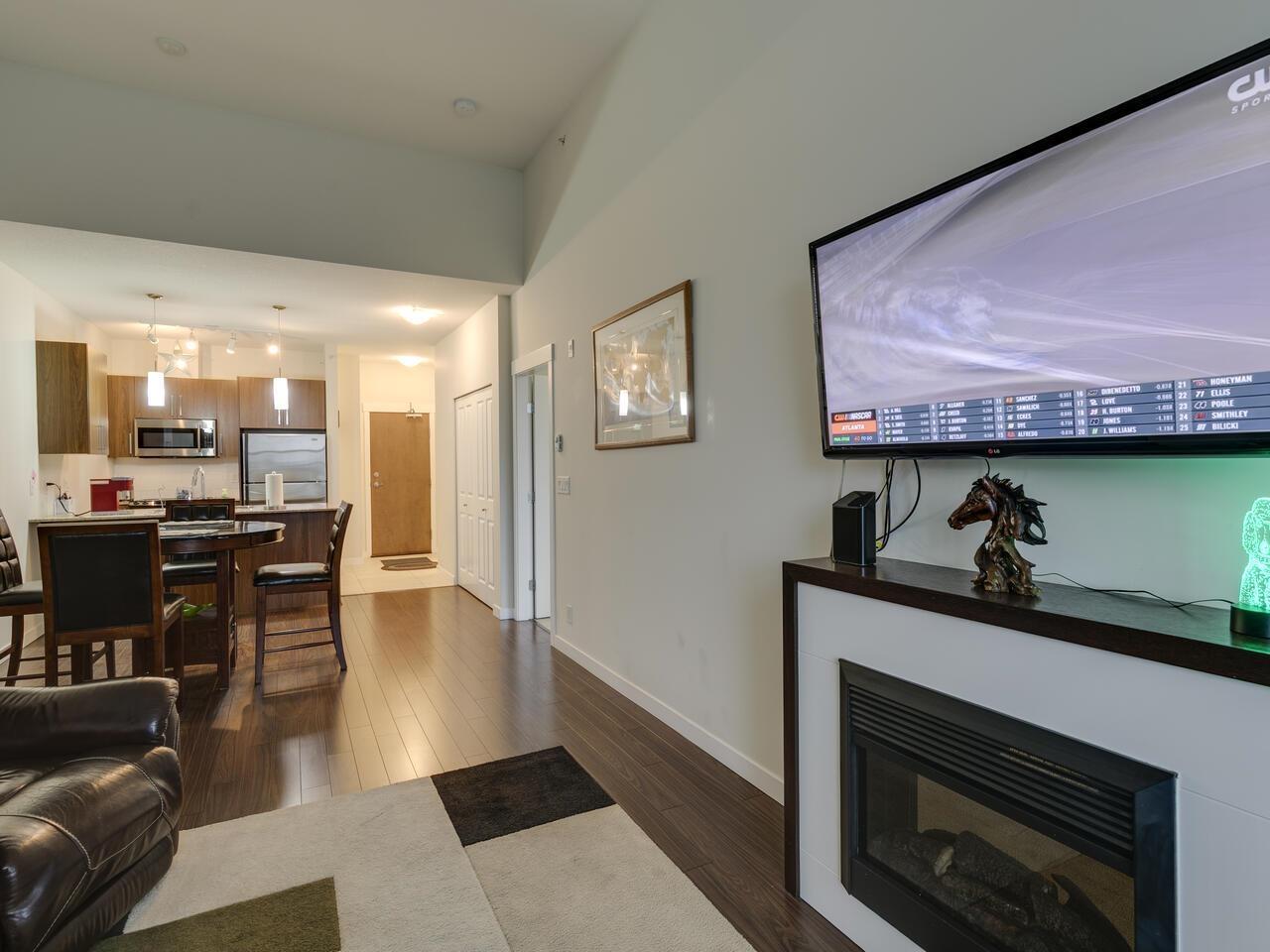 404 2943 NELSON PLACE, Abbotsford real estate listing R2952414