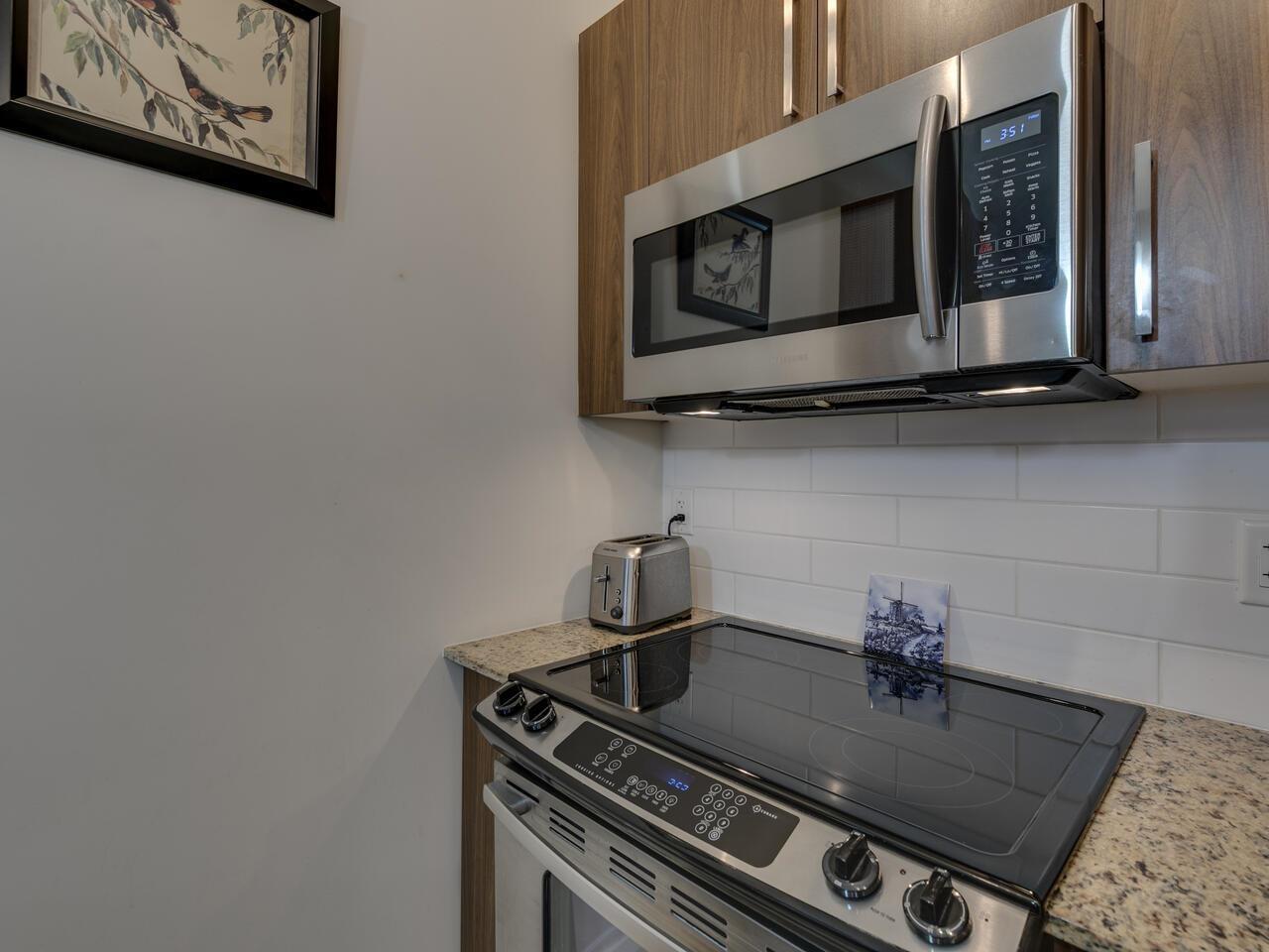 404 2943 NELSON PLACE, Abbotsford real estate listing R2952414