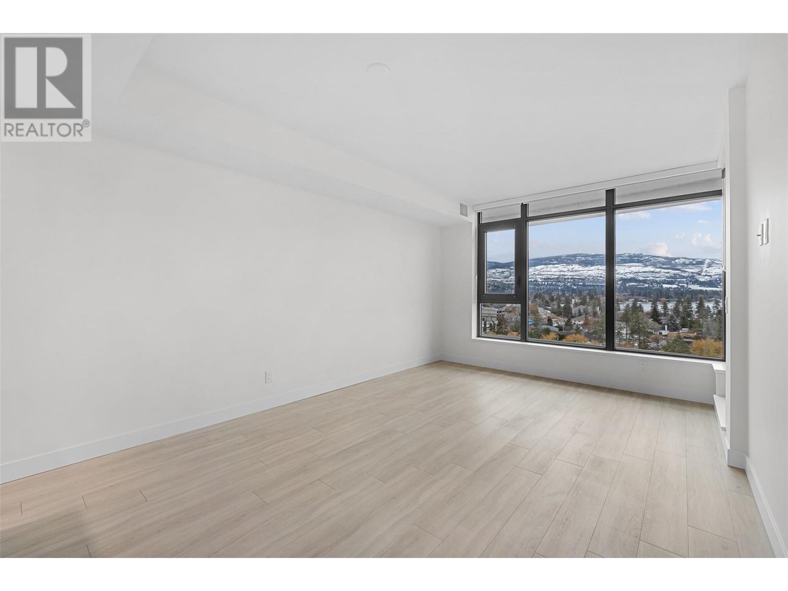 #1106 3699 Capozzi Road - 6