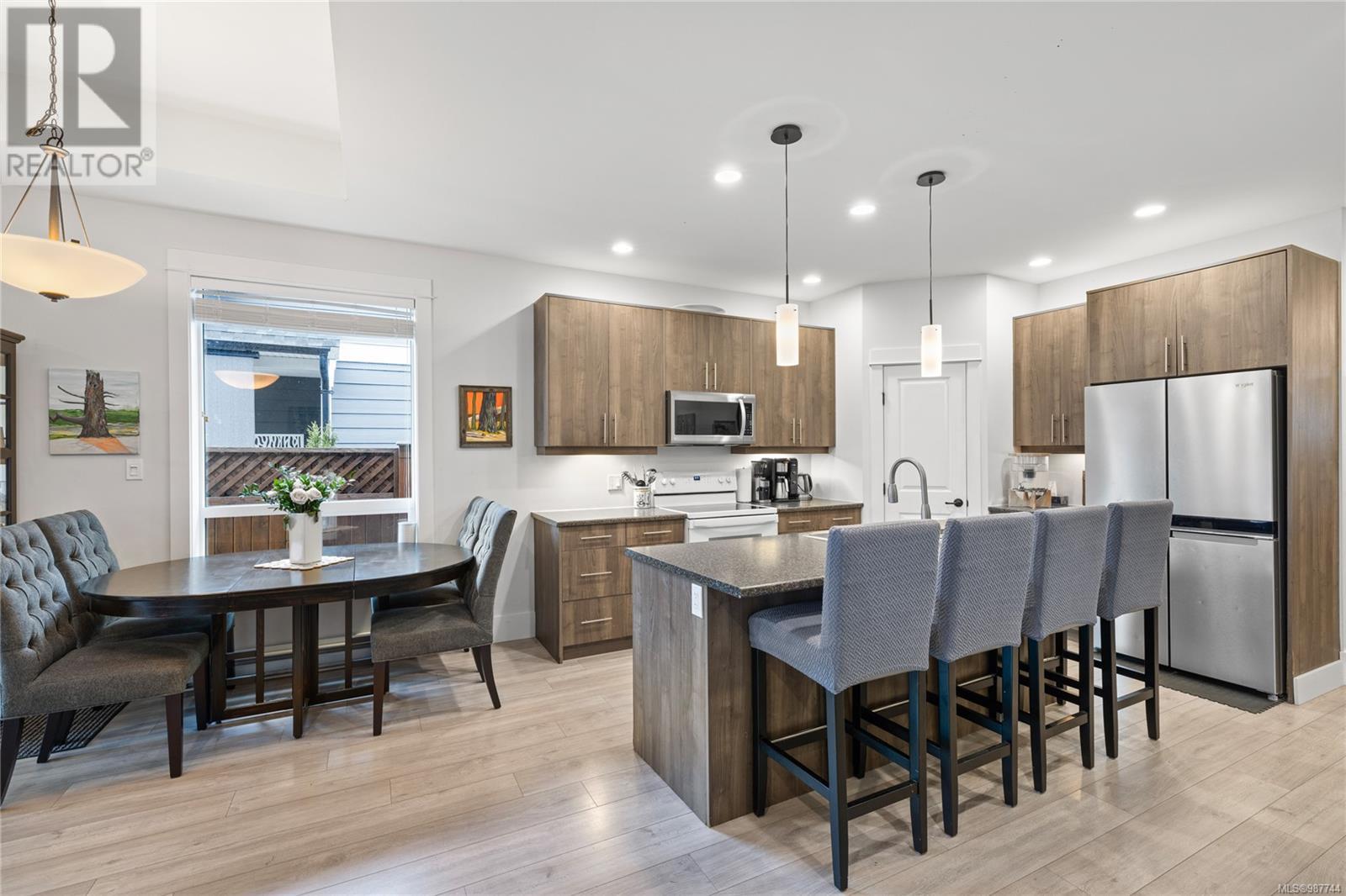 575 Doehle Ave, Parksville real estate listing 987744