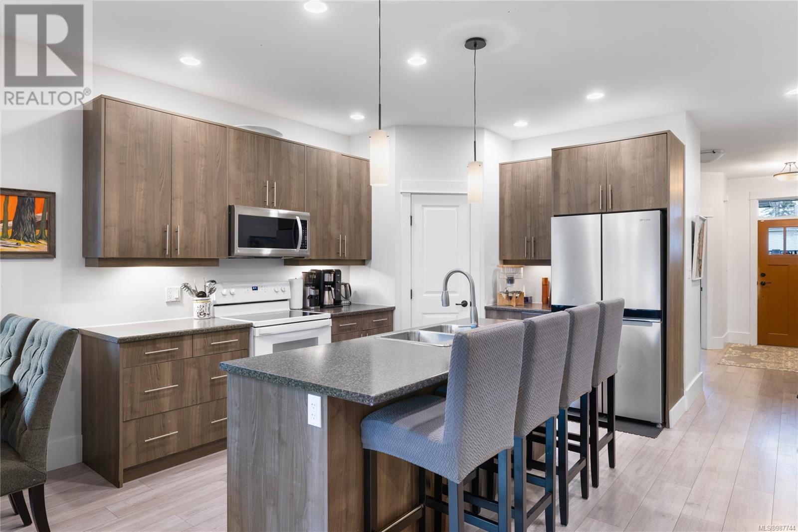575 Doehle Ave, Parksville real estate listing 987744