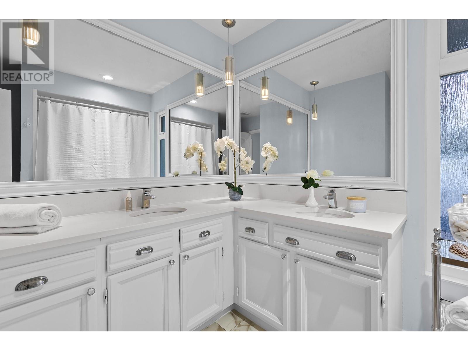 1126 PACIFIC DRIVE, Delta real estate listing R2969928
