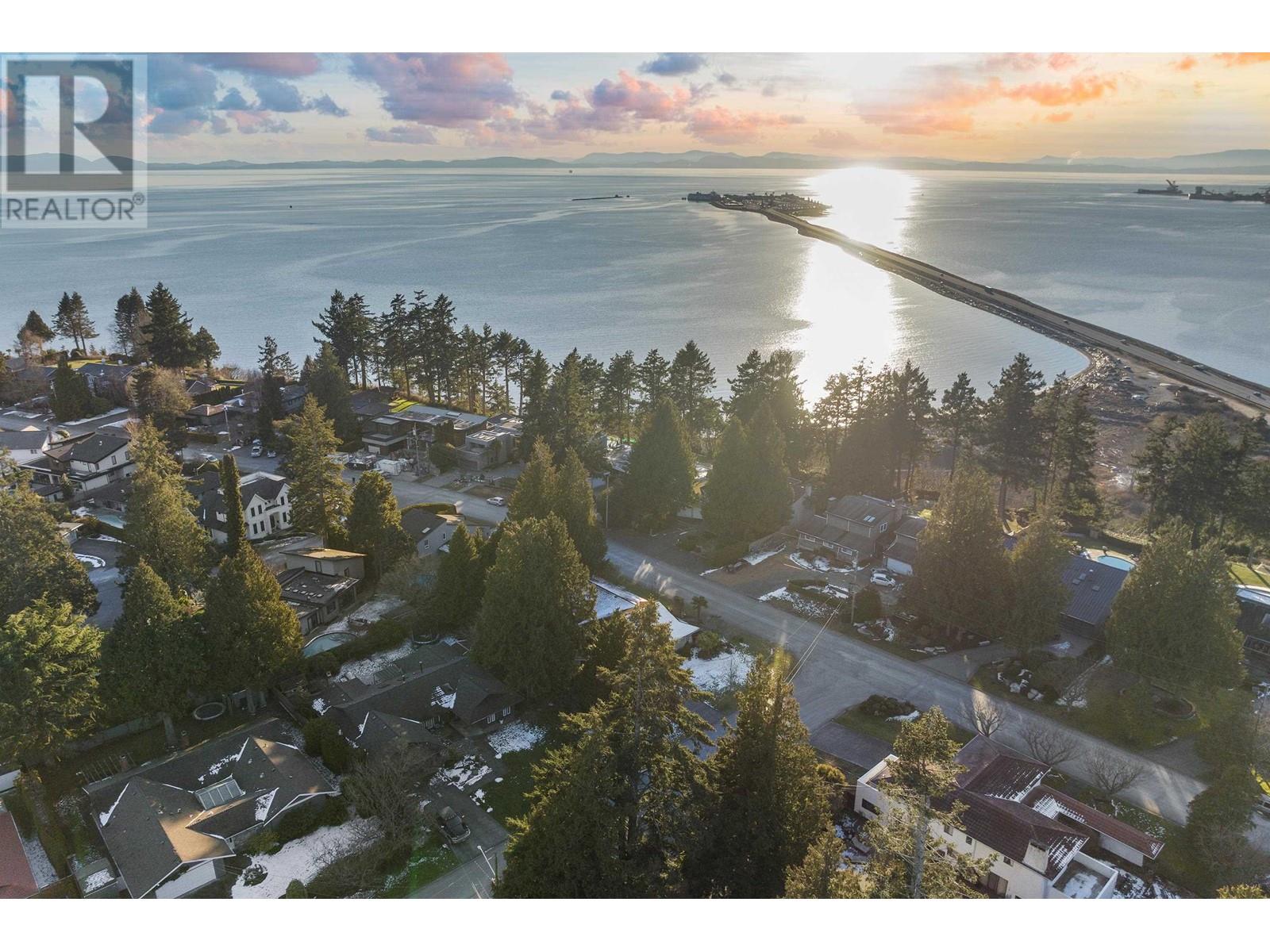1126 PACIFIC DRIVE, Delta real estate listing R2969928