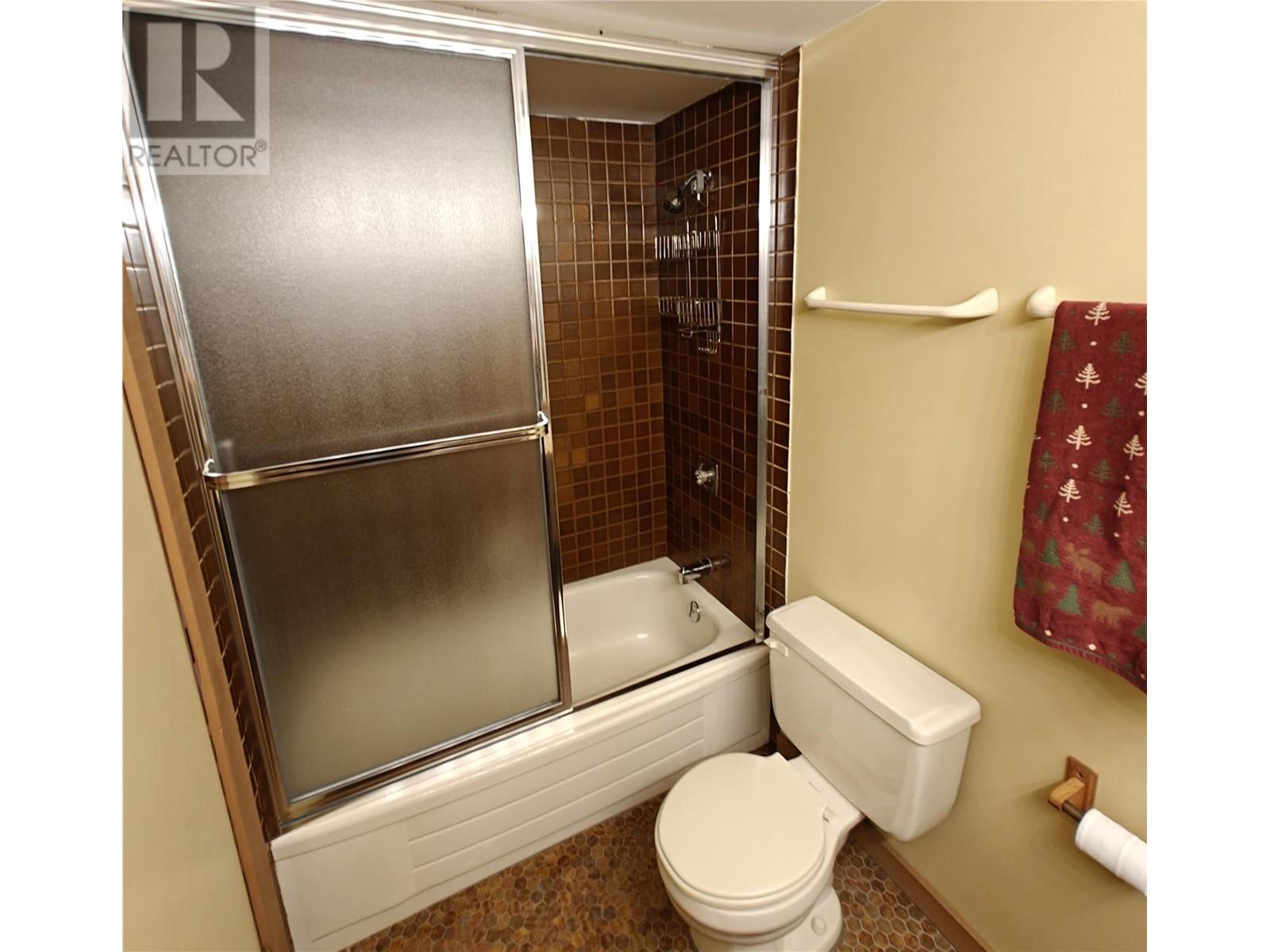 907 7470 Porcupine Road, Big White