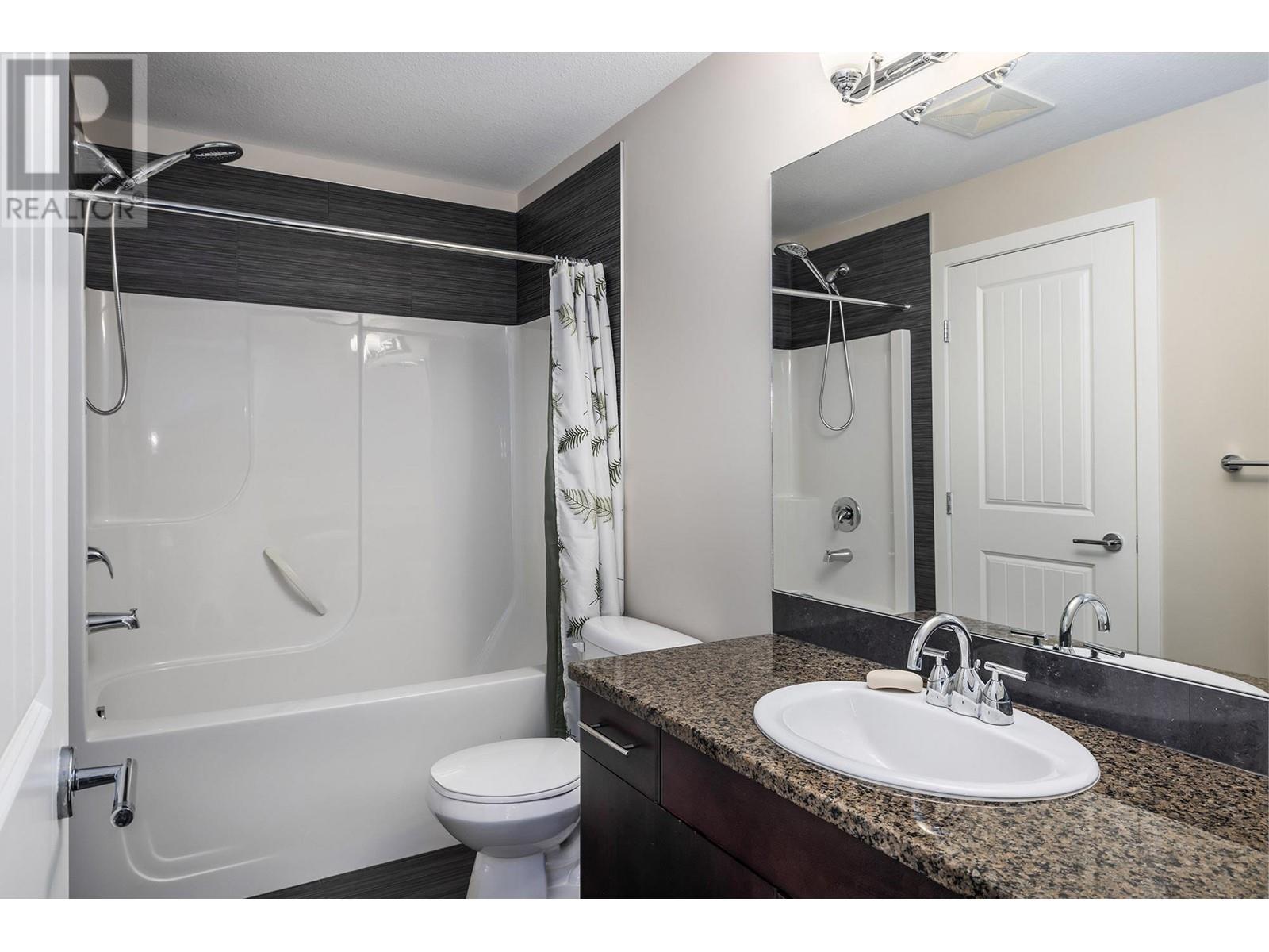 207 2011 Agassiz Road, Kelowna