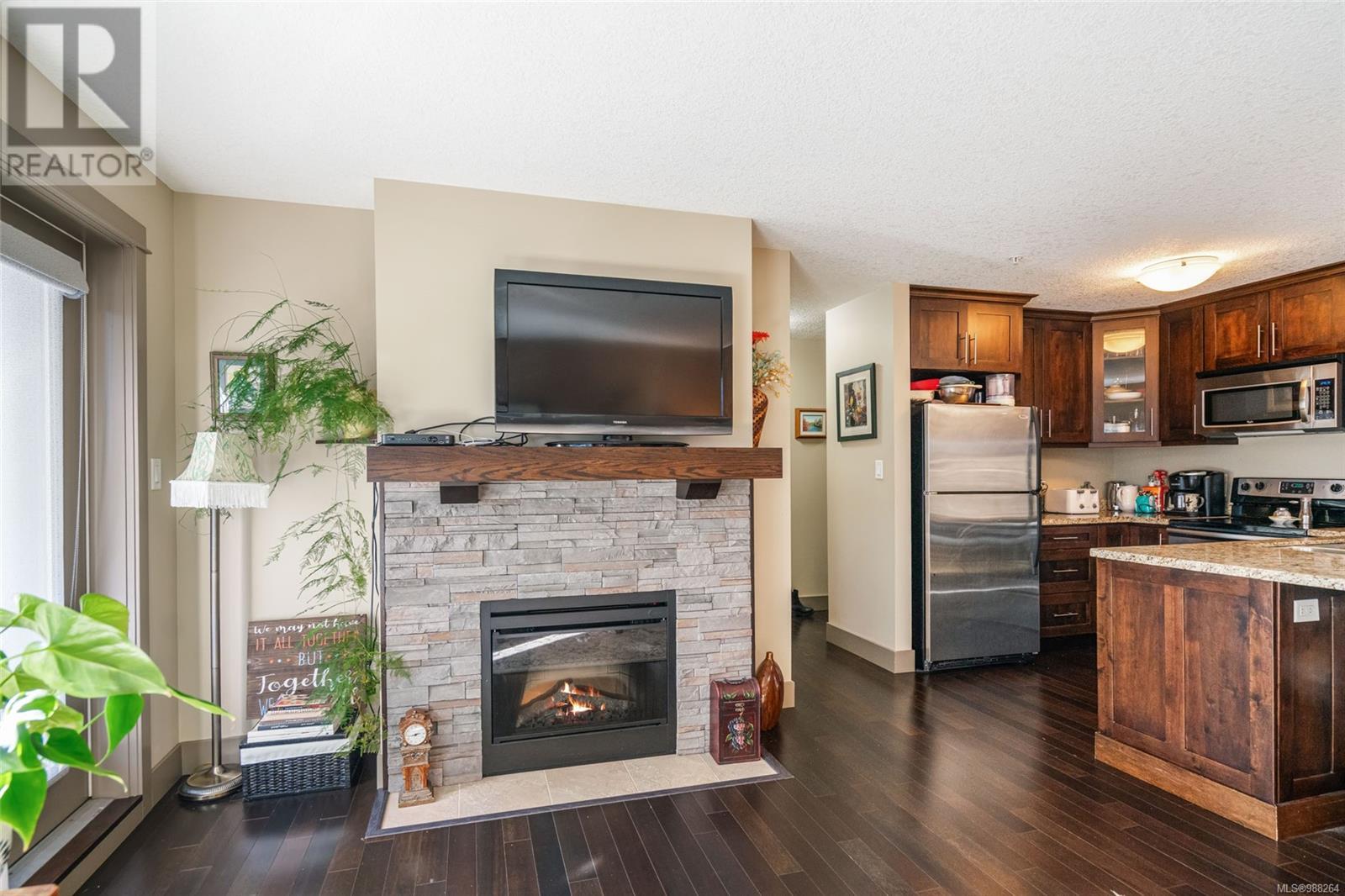 Photo 6 of 208 257 Moilliet St S, Parksville BC