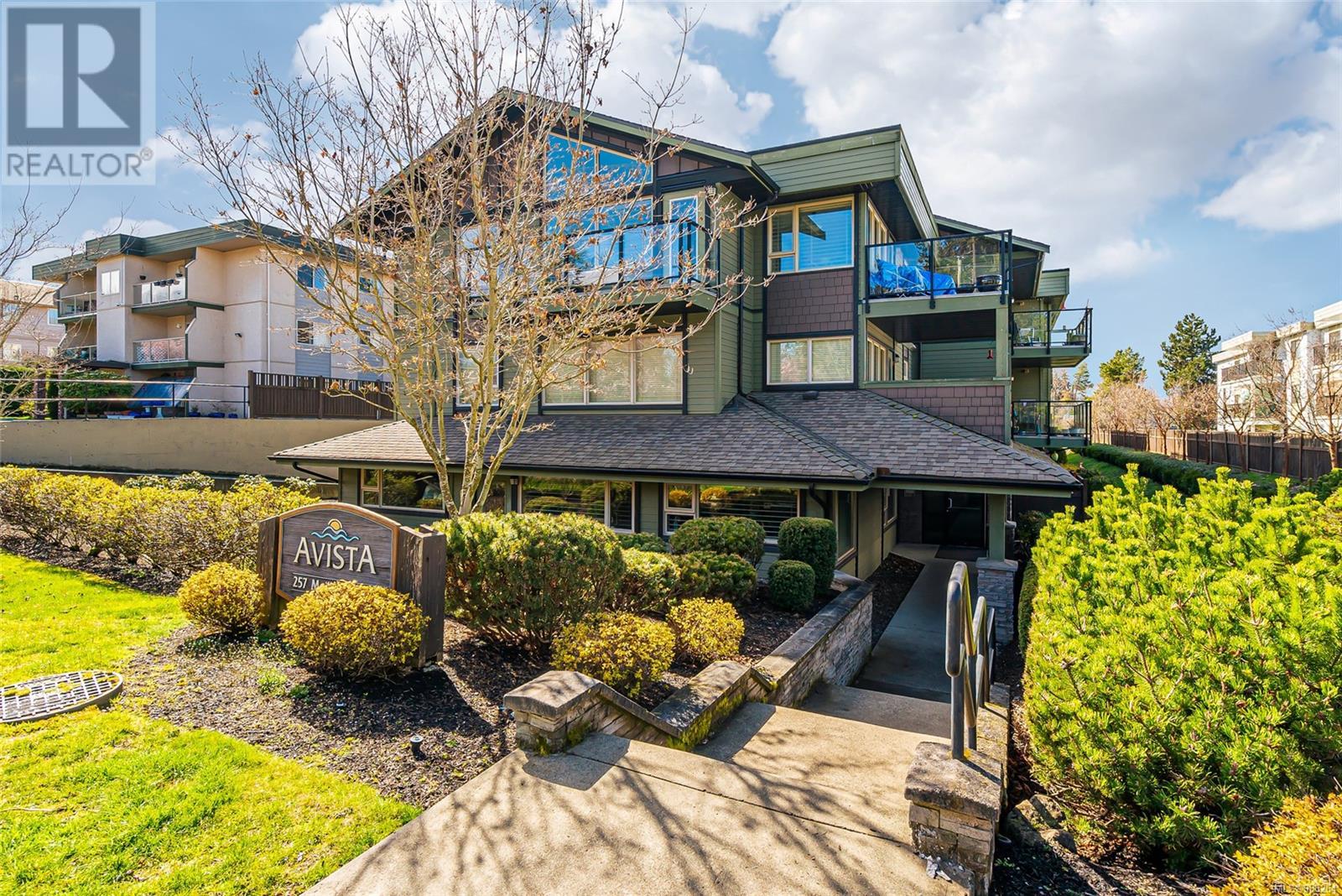 Photo 18 of 208 257 Moilliet St S, Parksville BC
