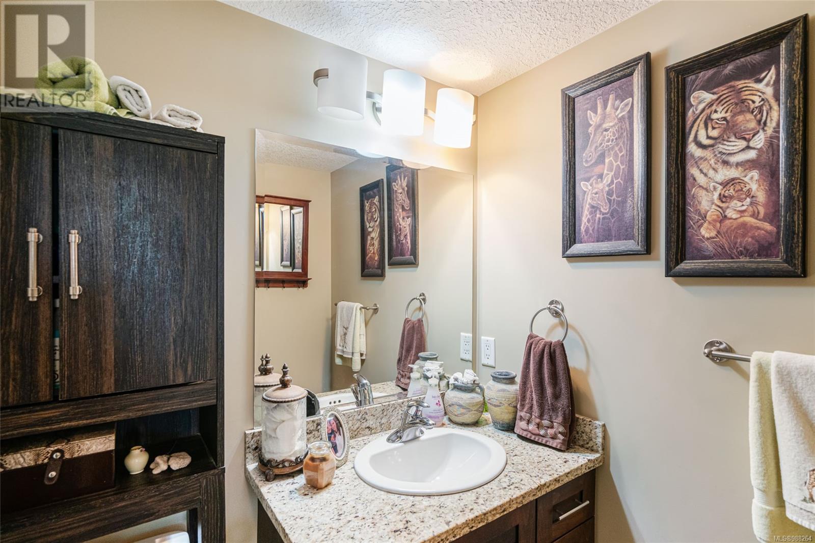 Photo 16 of 208 257 Moilliet St S, Parksville BC
