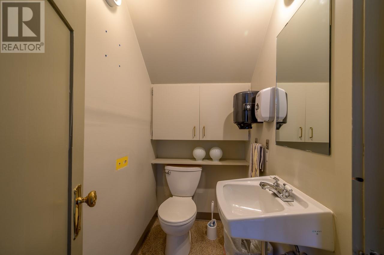 7 ST PAUL Street West, Kamloops