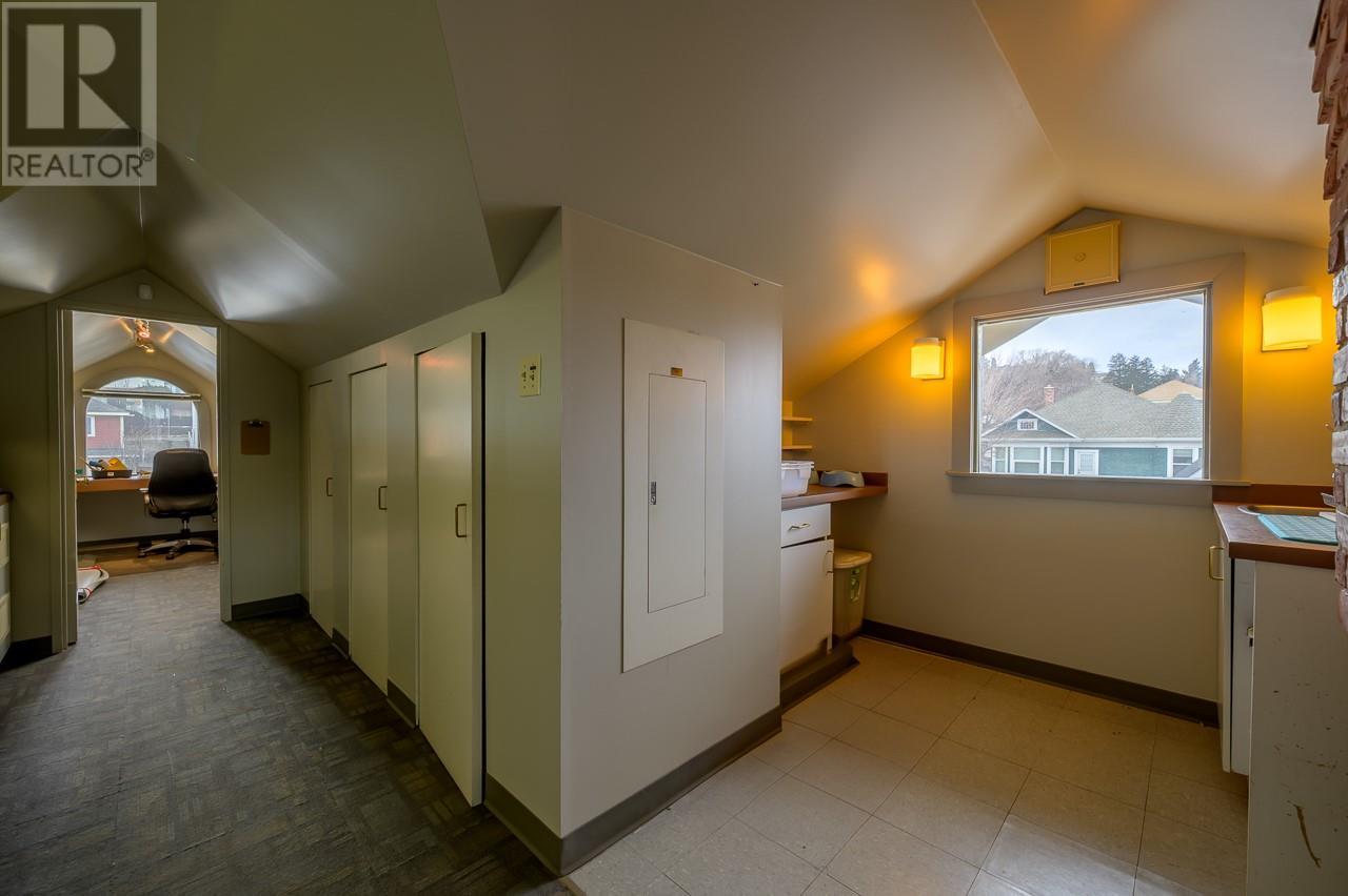 7 ST PAUL Street West, Kamloops