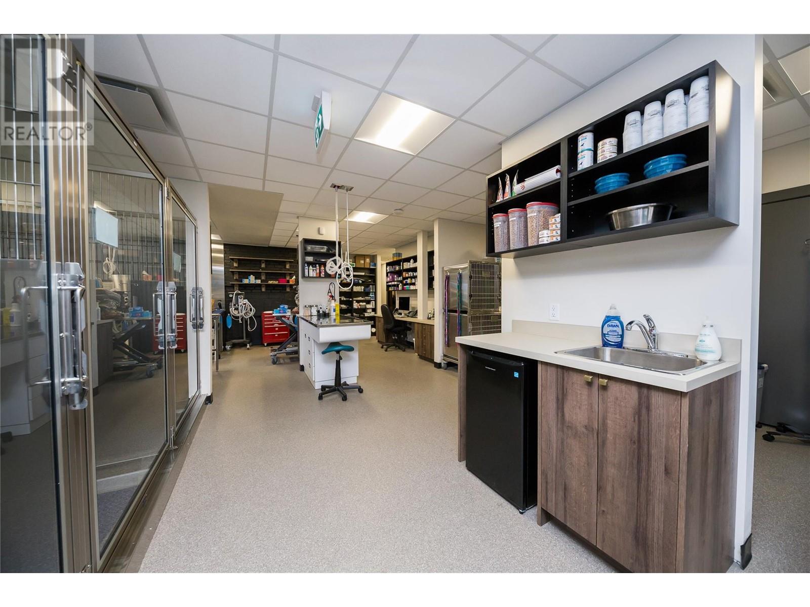 7 ST PAUL Street West, Kamloops
