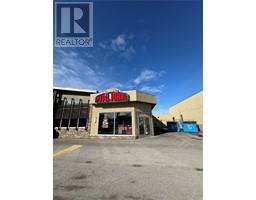 102 1770 MAIN Street, Penticton
