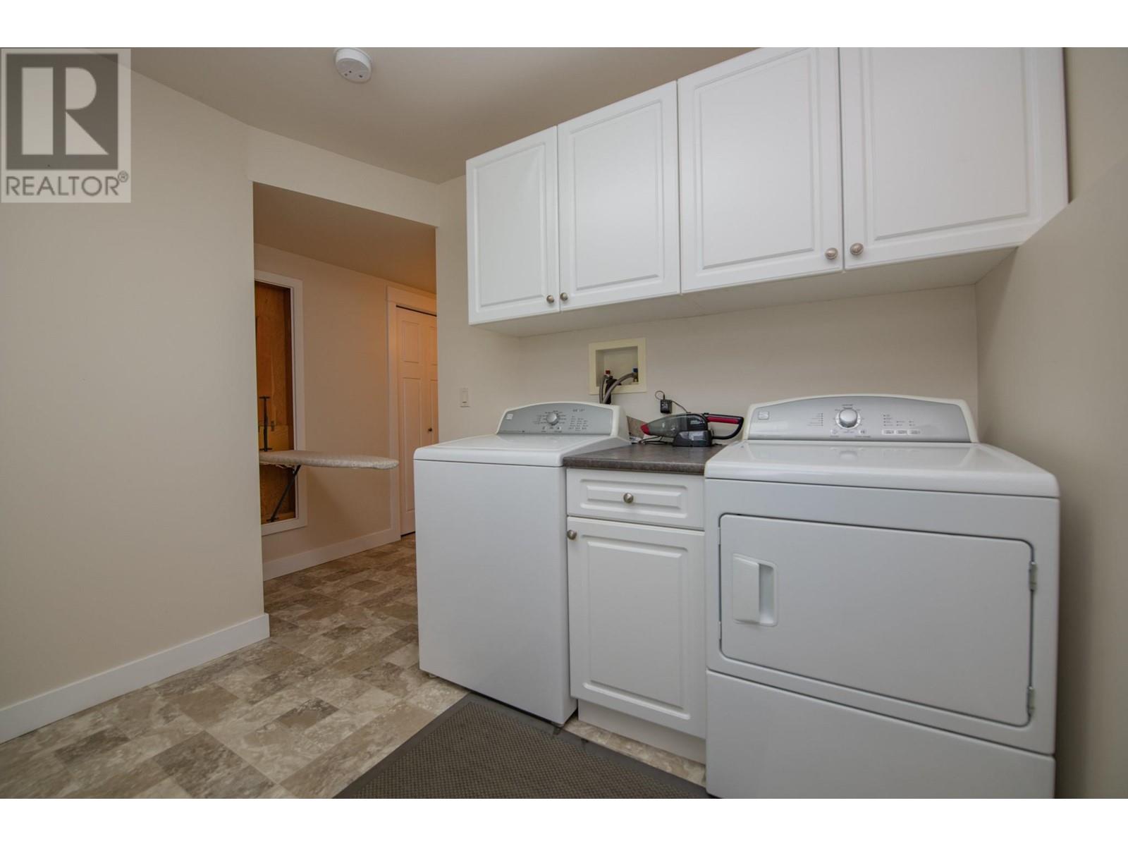  2402 35 Avenue, Vernon