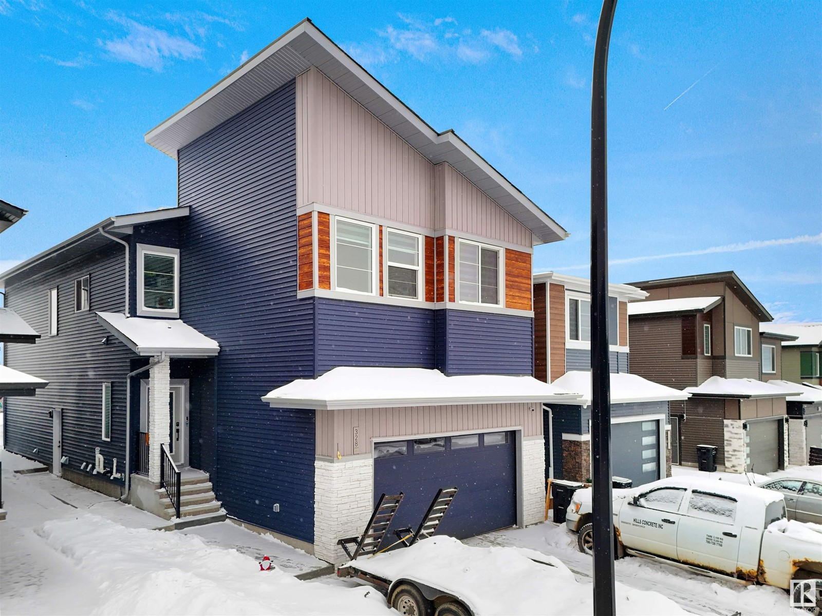 328 42 ST SW, Edmonton