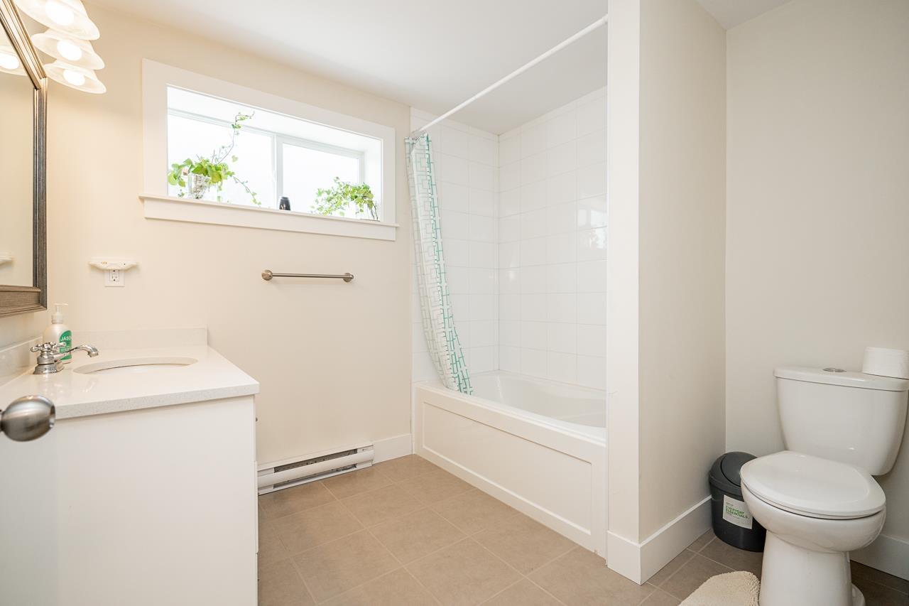 Photo 21 of 15125 Canary Drive, Surrey BC