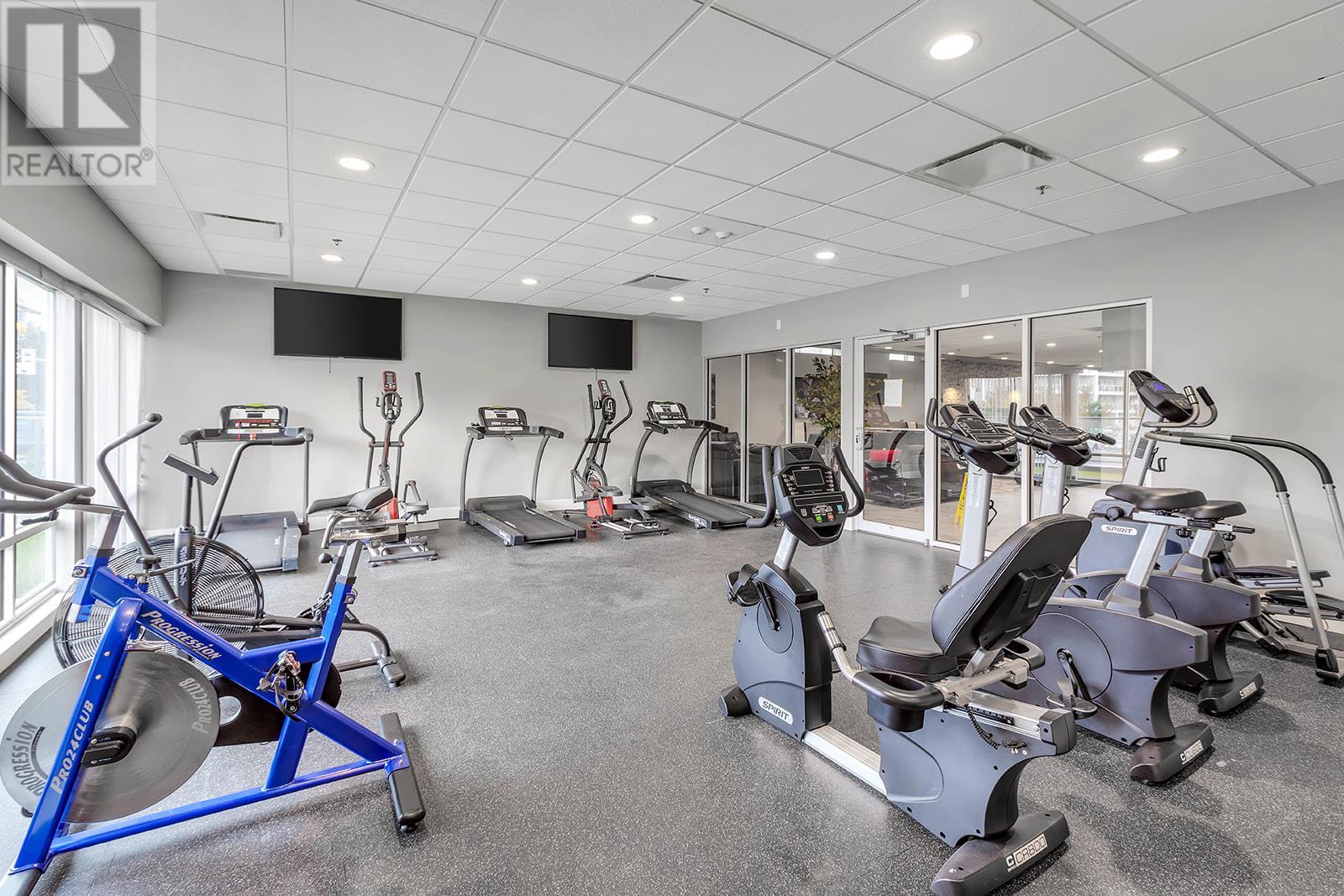 302 925 Leon Avenue, Kelowna