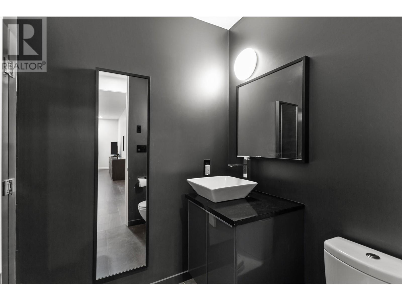 303 6505 3 AVENUE, Delta real estate listing R2970565